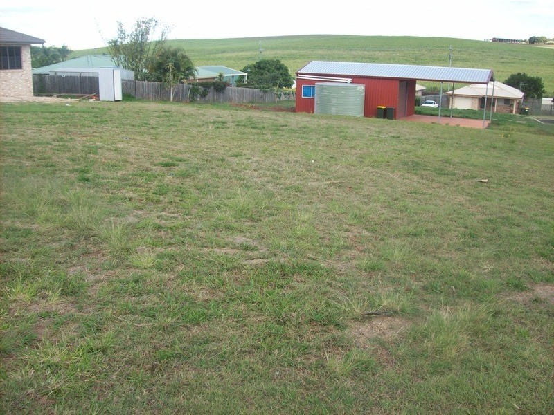 5 Pioneer Avenue, Childers QLD 4660
