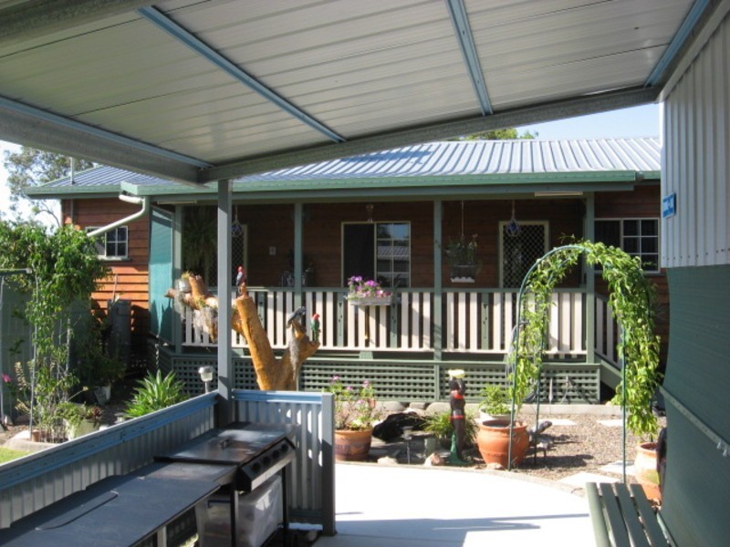 22 Burrum Street, Buxton QLD 4660