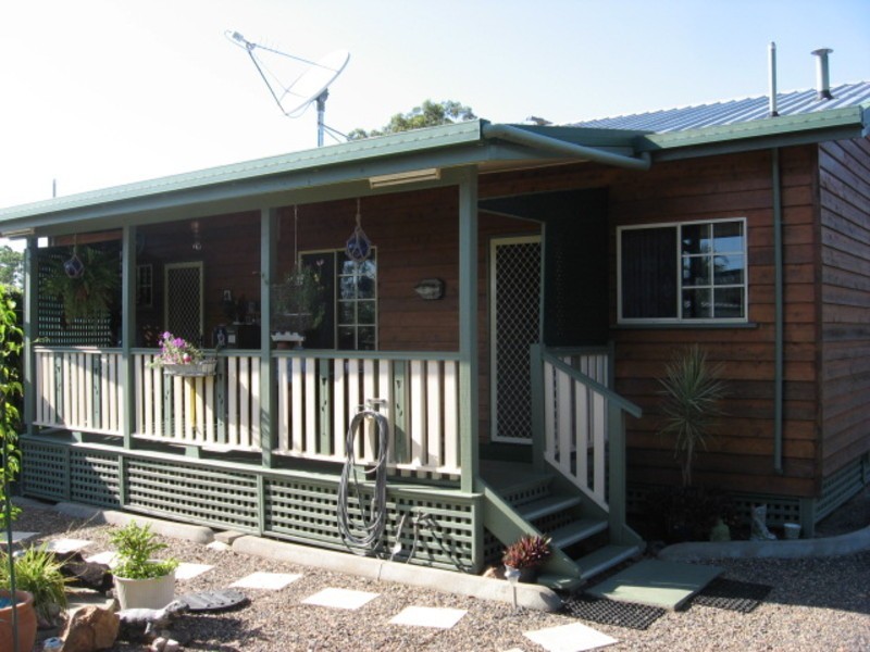 22 Burrum Street, Buxton QLD 4660