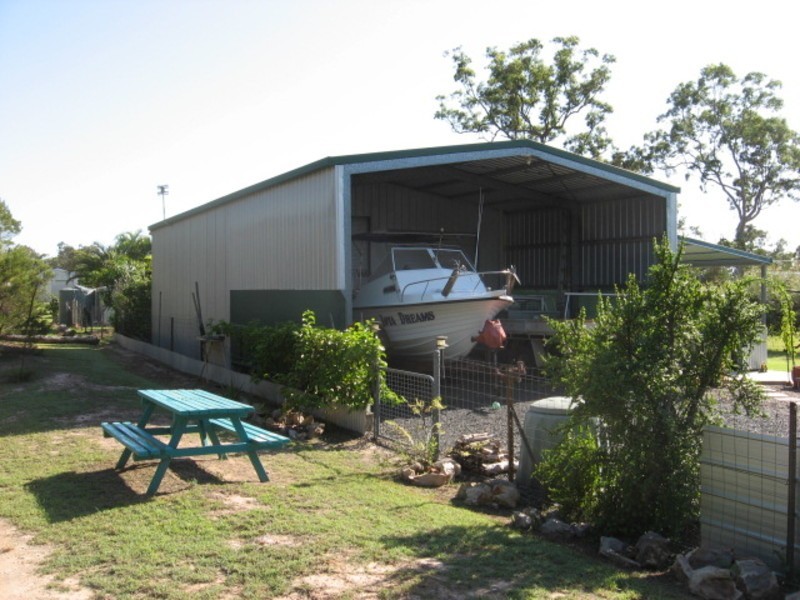 22 Burrum Street, Buxton QLD 4660
