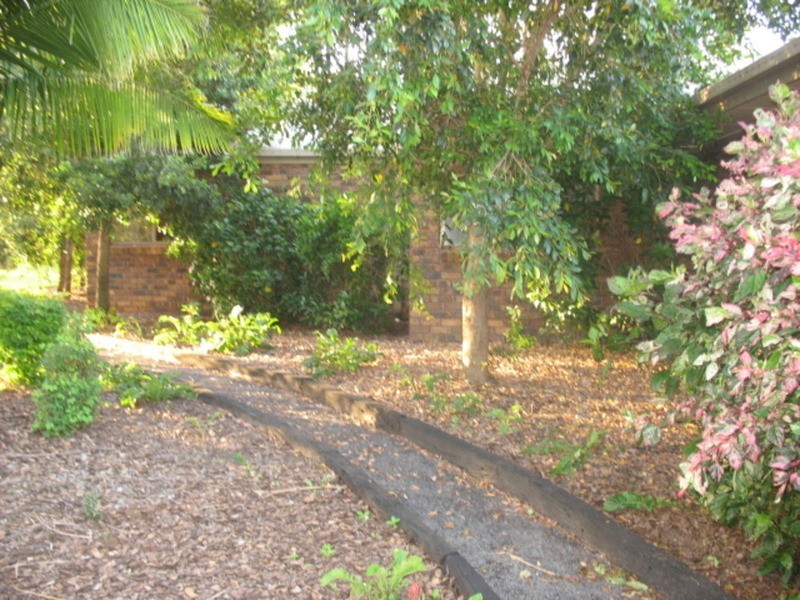 16 Station Road, Horton QLD 4660