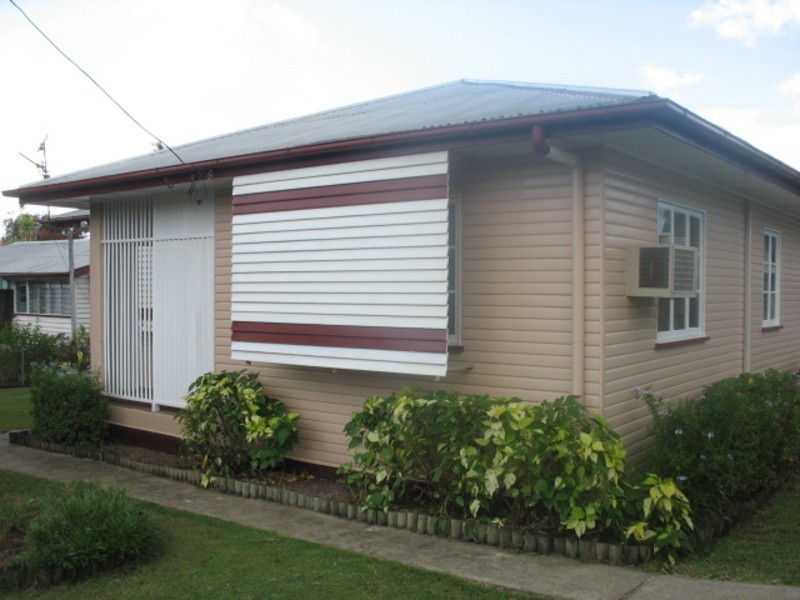 8 May Street, Gin Gin QLD 4671