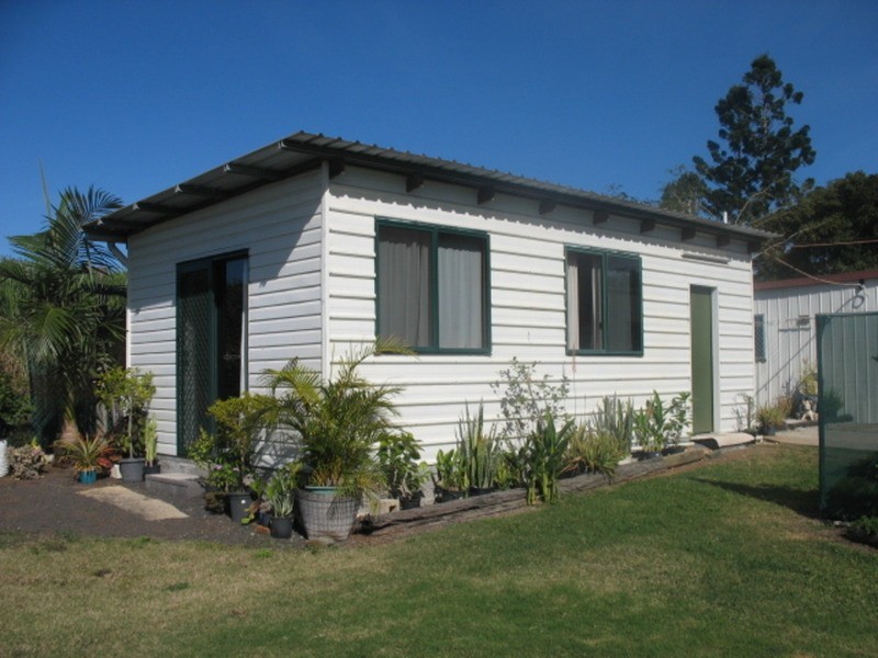 4 Mamminos Road, Childers QLD 4660