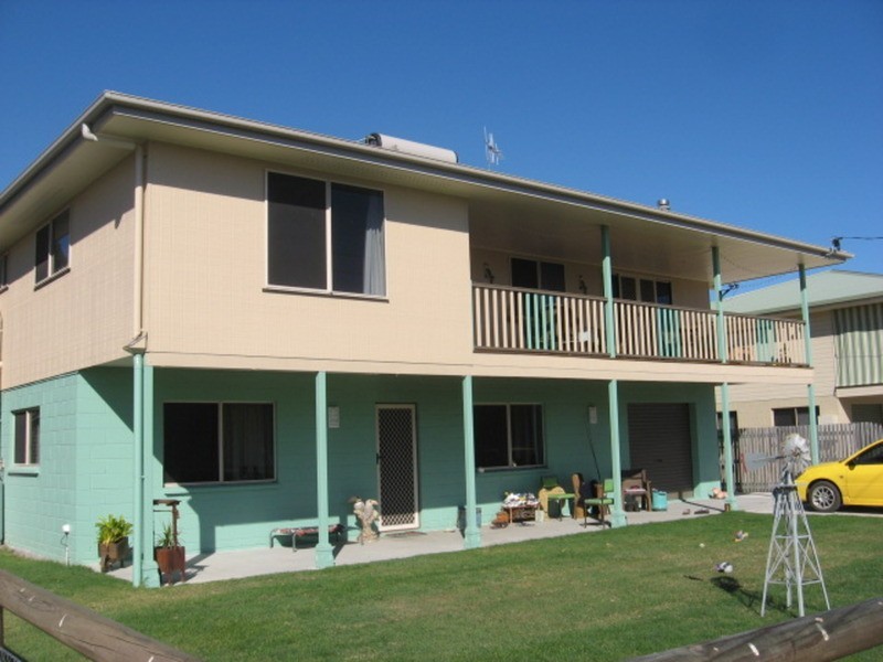 33 Travis Street, Buxton QLD 4660