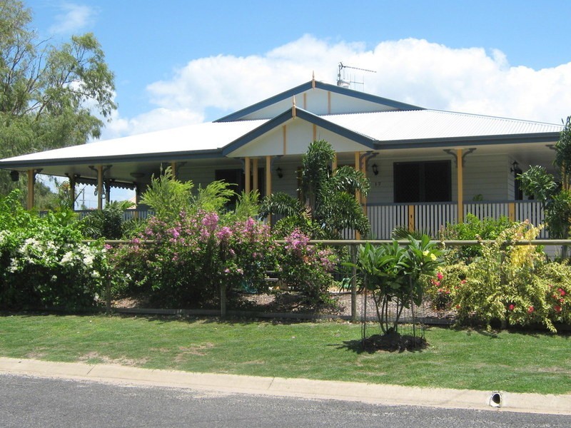 17 Snapper Court, Woodgate QLD 4660