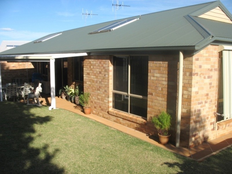 1 Lawman Place, Childers QLD 4660
