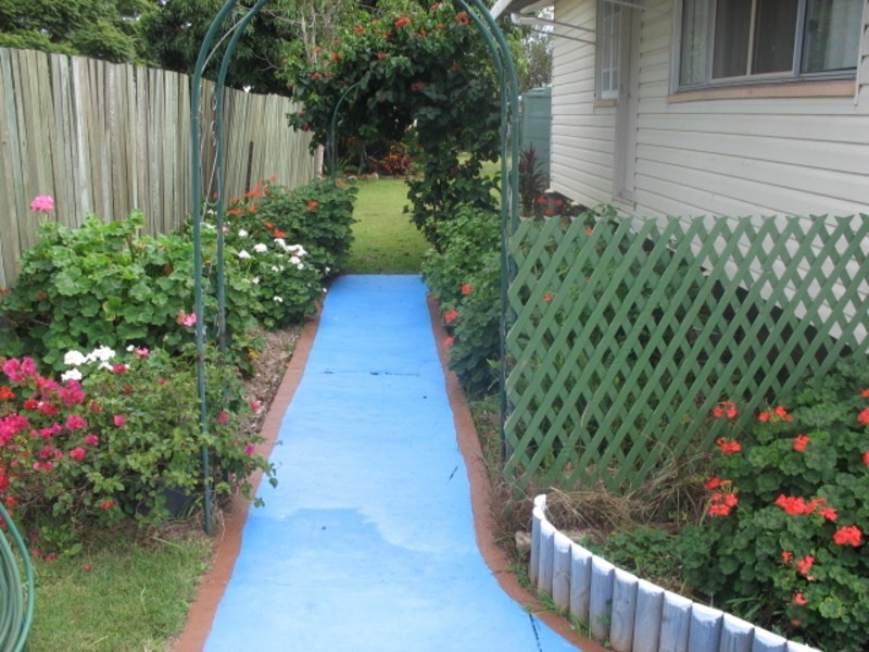 38 Walsh Street, Biggenden QLD 4621