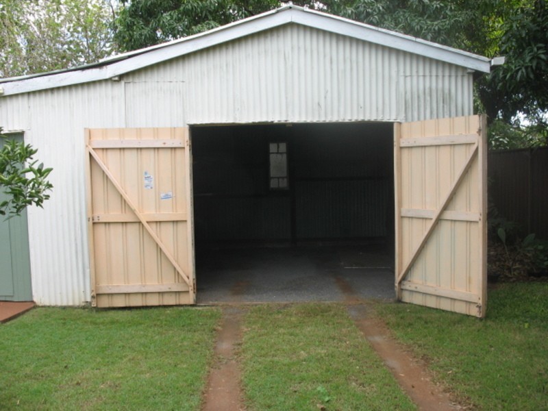 38 Walsh Street, Biggenden QLD 4621