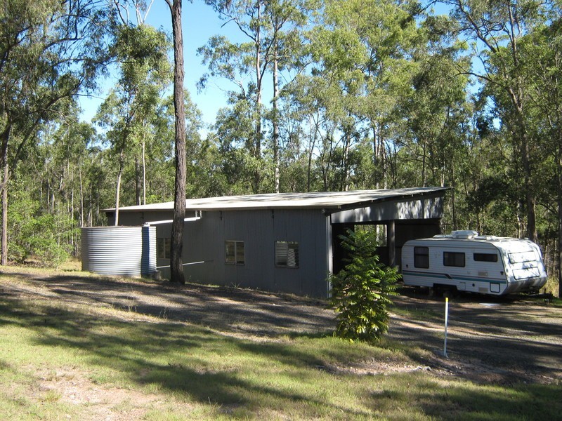 213 Rainbows Road, Childers QLD 4660