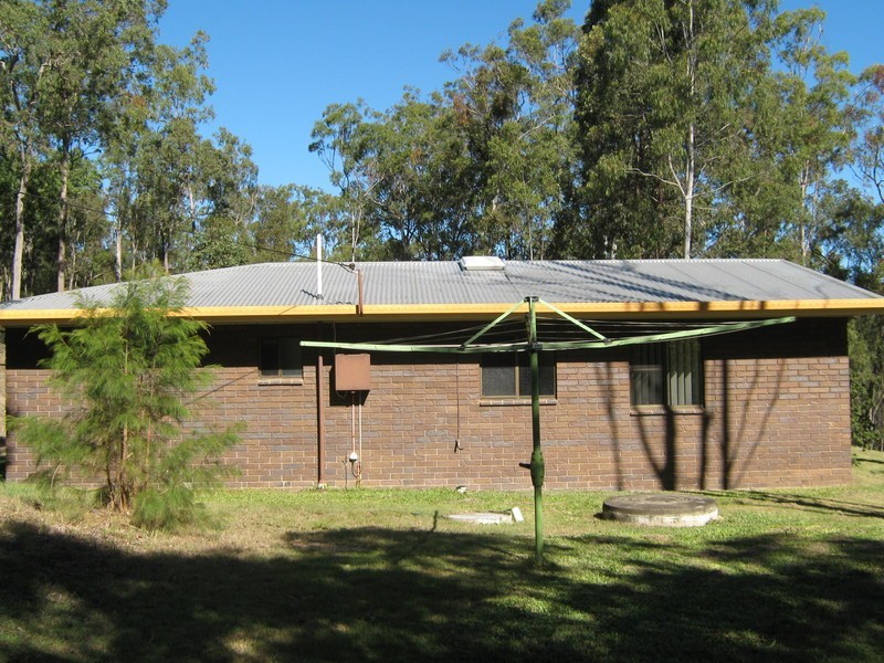 213 Rainbows Road, Childers QLD 4660