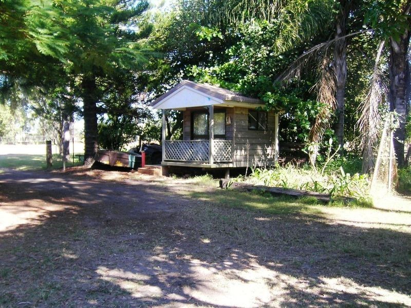 13 Old Woodgate Road, Childers QLD 4660