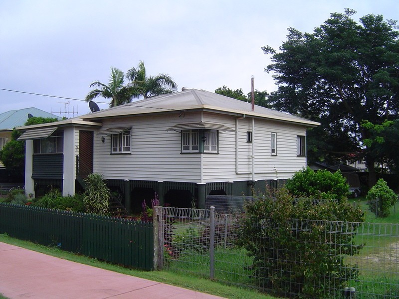 17 West Street, Childers QLD 4660