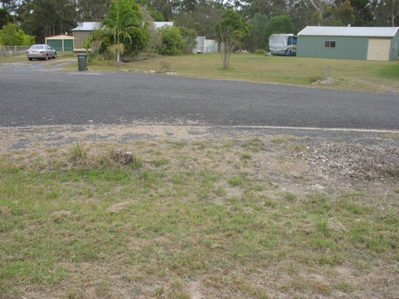 8 Irene Ratcliffe Court, Buxton QLD 4660