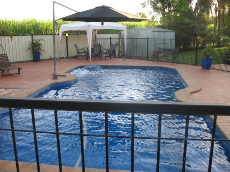 16 Station Road, Childers QLD 4660