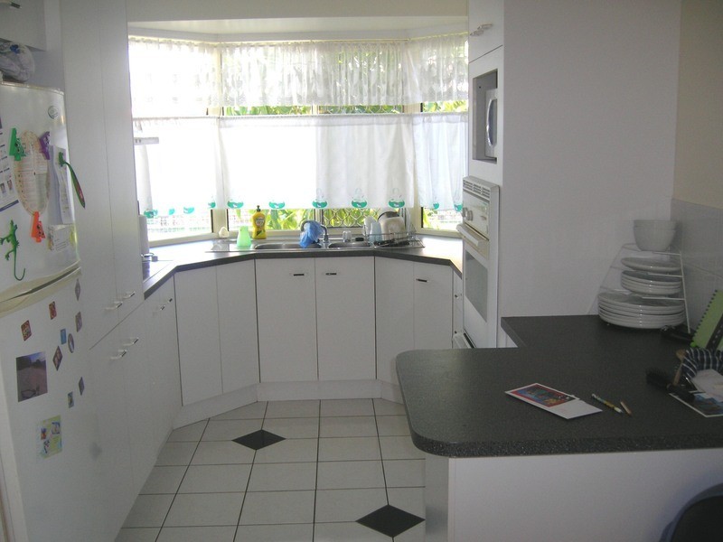 6 Rosella Way, Woodgate QLD 4660