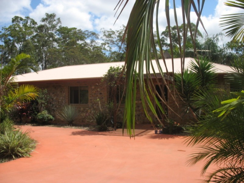 264 Rainbows Road, Childers QLD 4660