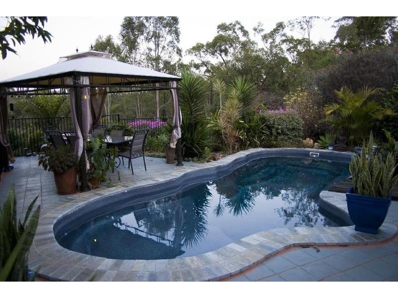 264 Rainbows Road, Childers QLD 4660