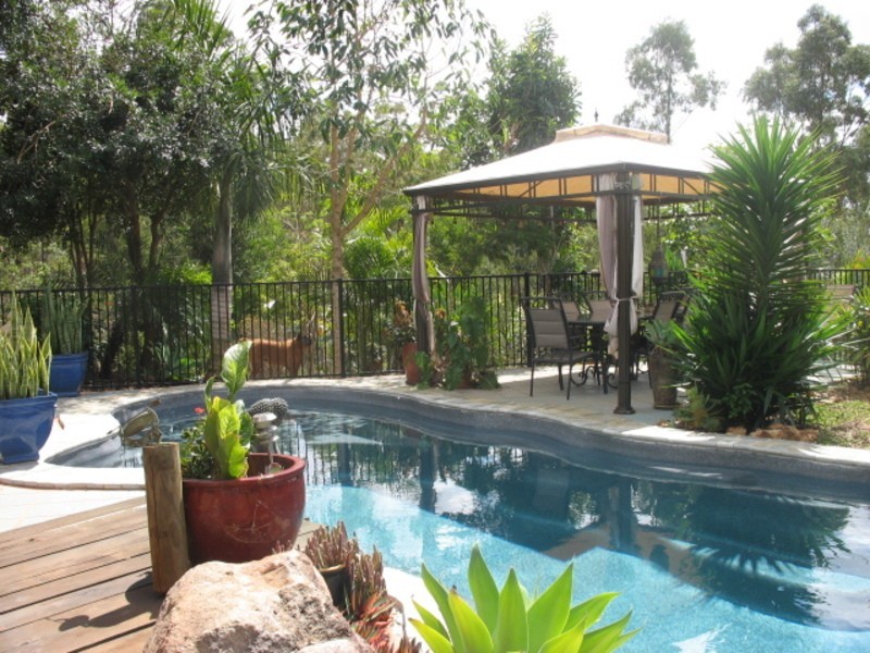 264 Rainbows Road, Childers QLD 4660