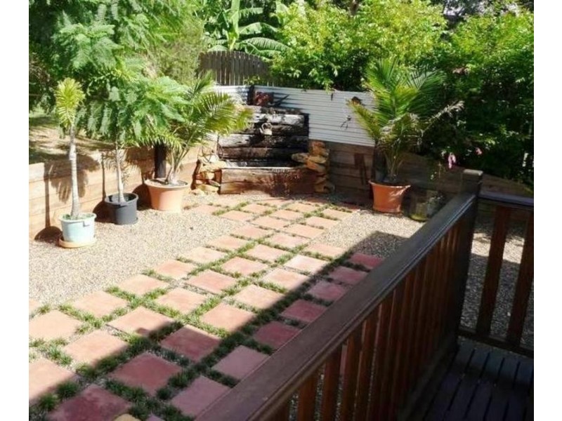 6 Elizabeth Street, Childers QLD 4660
