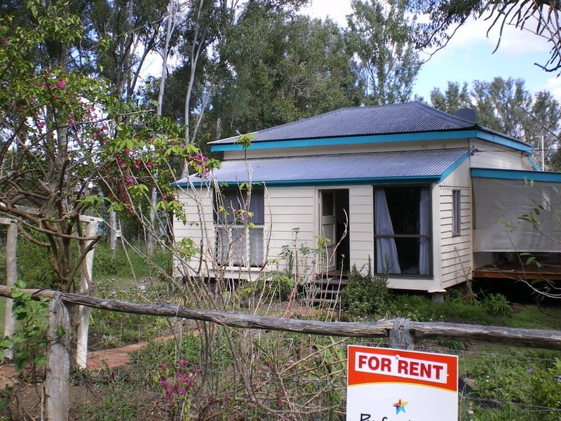 208 Station Road, Childers QLD 4660