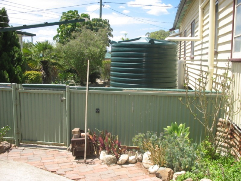 20 Frederick Street, Biggenden QLD 4621