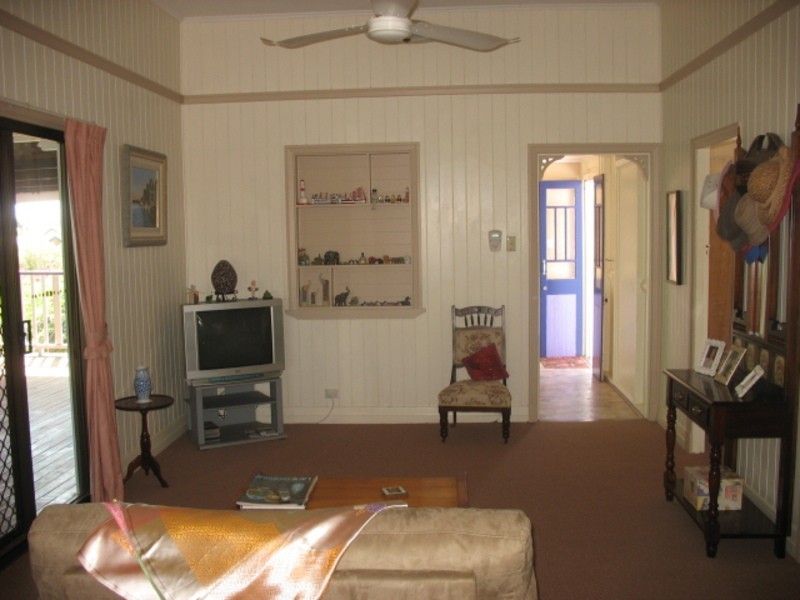 28 Broadhurst Street, Childers QLD 4660
