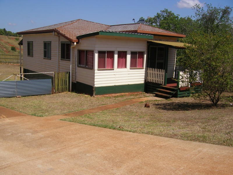 7 Elizabeth Street, Childers QLD 4660