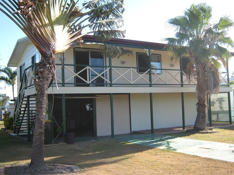 7 Moller Street, Buxton QLD 4660