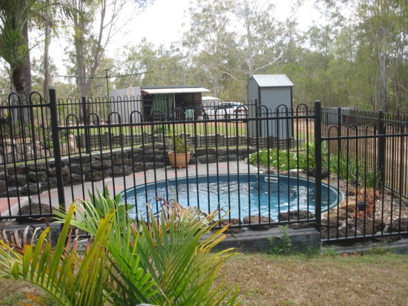 12 Tyndall Street, Apple Tree Creek QLD 4660