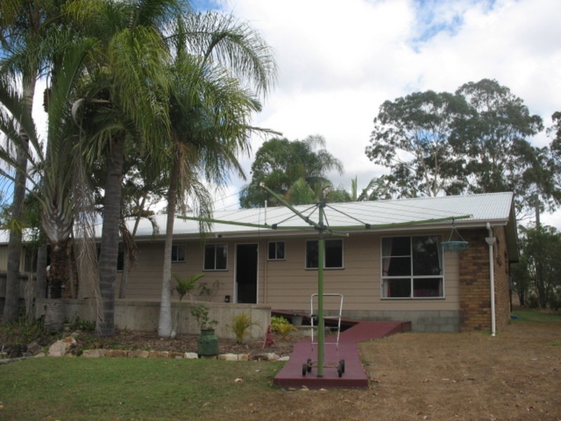 12 Tyndall Street, Apple Tree Creek QLD 4660