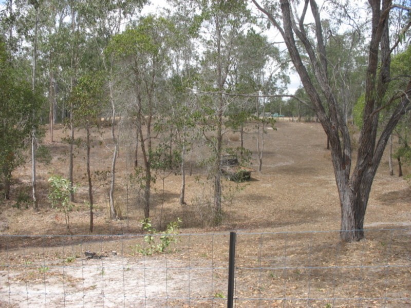 12 Tyndall Street, Apple Tree Creek QLD 4660