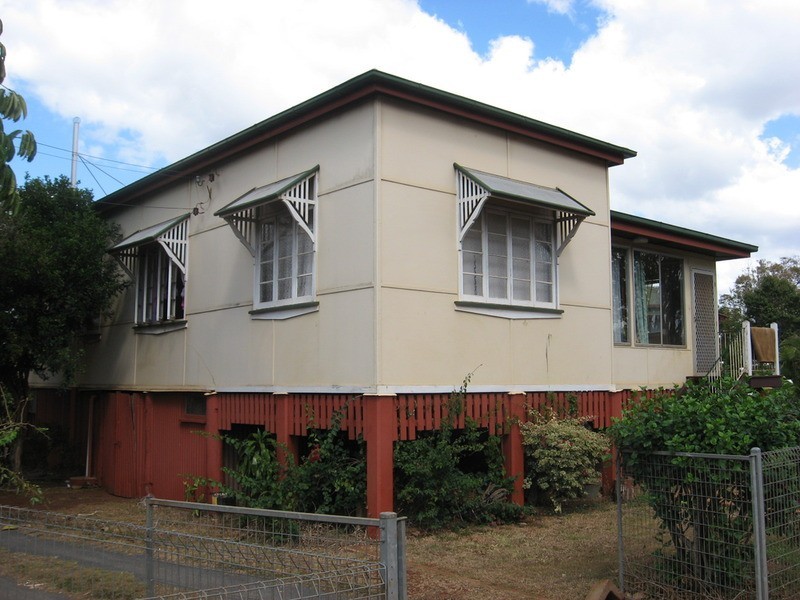172 Churchill Street, Childers QLD 4660