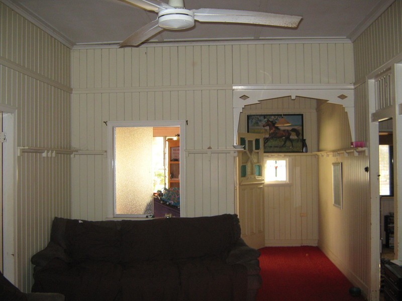 49 Macrossan Street, Childers QLD 4660