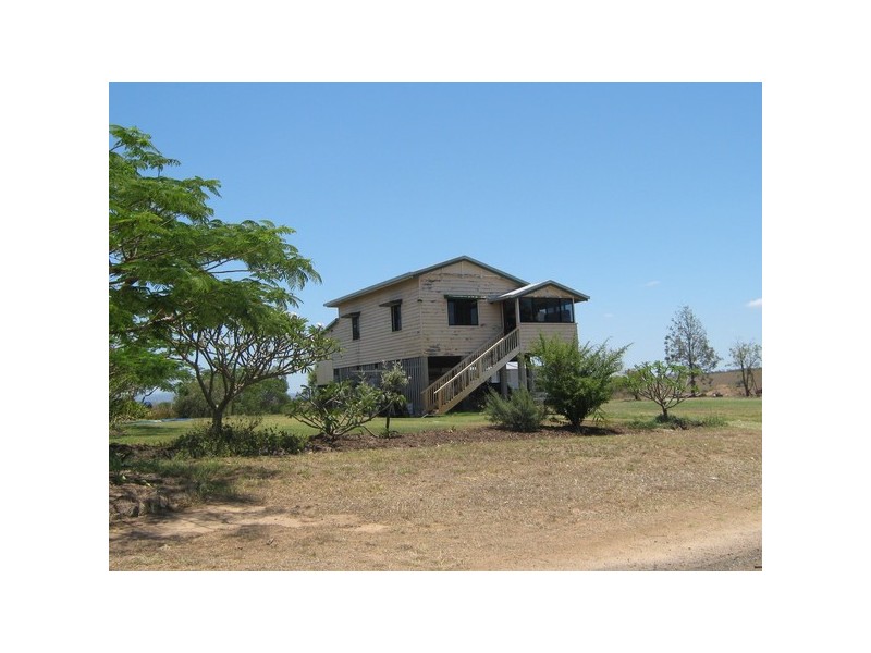 31696 Bruce Highway, Booyal QLD 4671