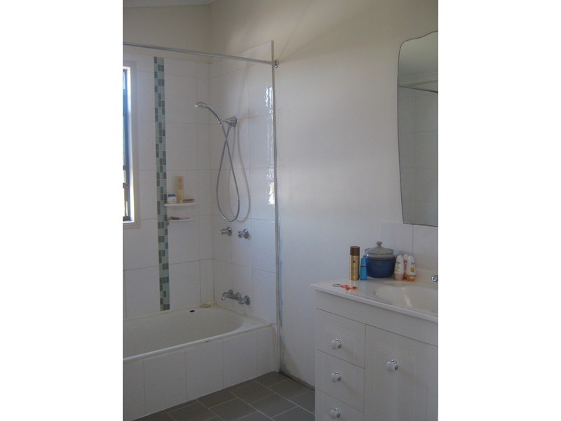 31696 Bruce Highway, Booyal QLD 4671