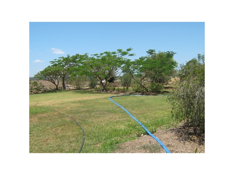 31696 Bruce Highway, Booyal QLD 4671