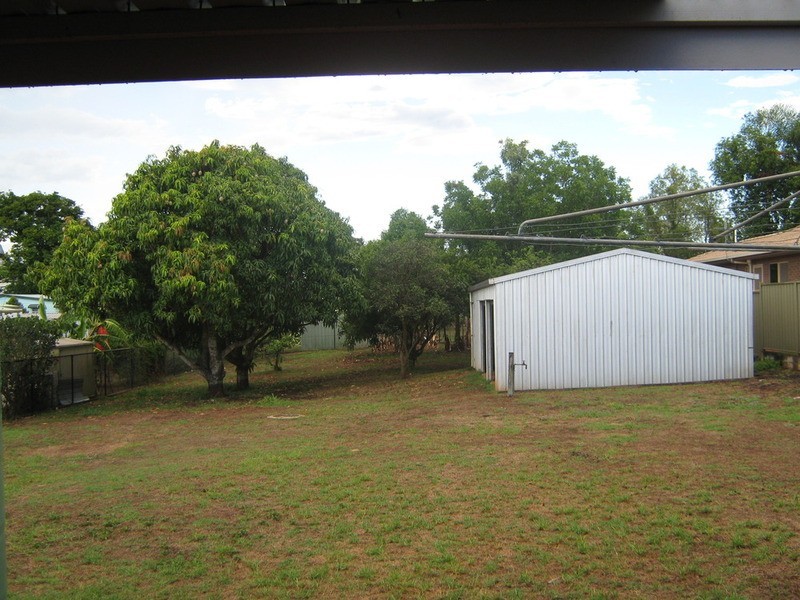 7 Cevn Street, Childers QLD 4660