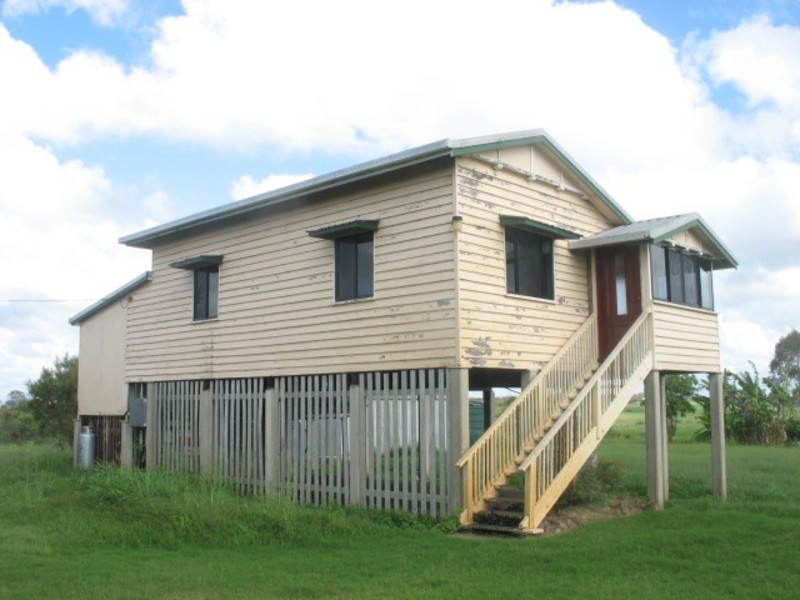 31696 Bruce Highway, Booyal QLD 4671