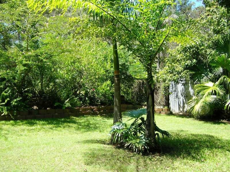 18 Anderson Street, Apple Tree Creek QLD 4660