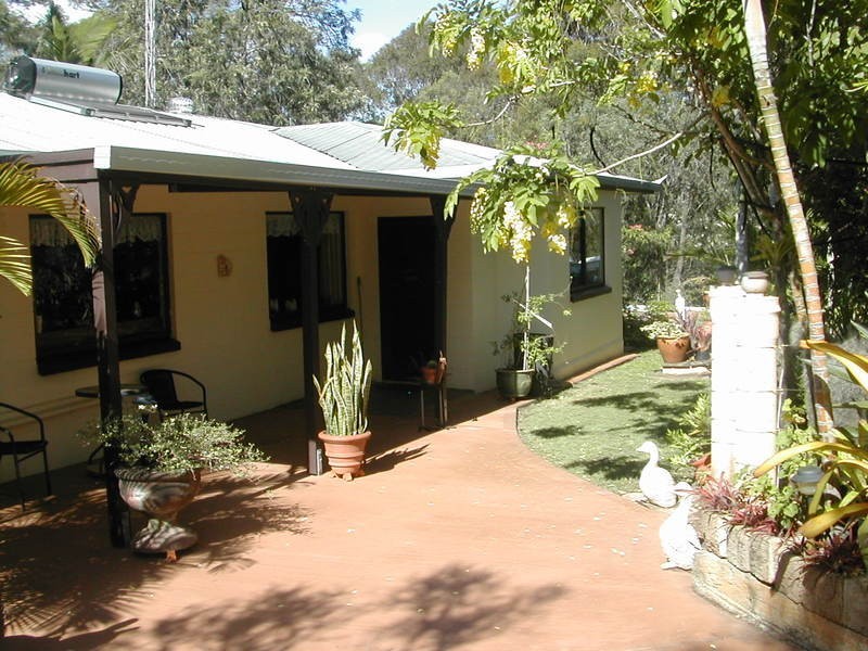 18 Anderson Street, Apple Tree Creek QLD 4660