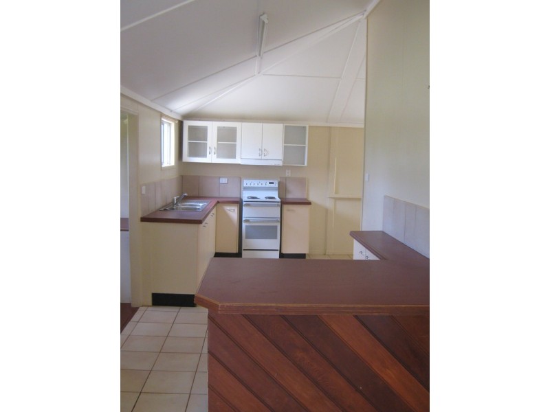 6 Doolbi Access Road, Childers QLD 4660