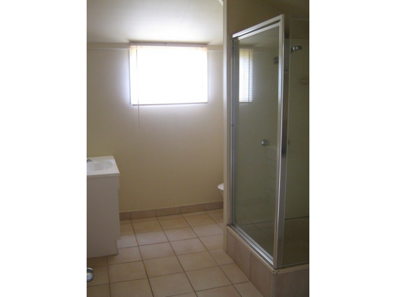 6 Doolbi Access Road, Childers QLD 4660