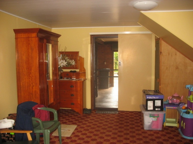 2 Hinkler Street, Childers QLD 4660