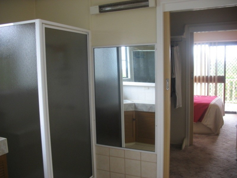 2 Hinkler Street, Childers QLD 4660