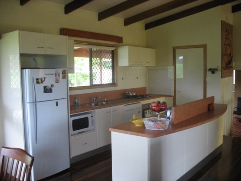 2 Hinkler Street, Childers QLD 4660