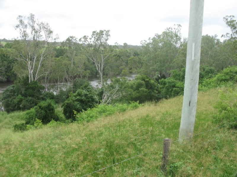 57 River Road, Bungadoo QLD 4671