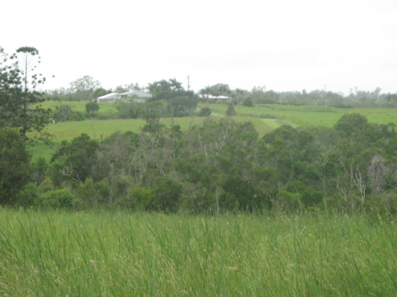 57 River Road, Bungadoo QLD 4671