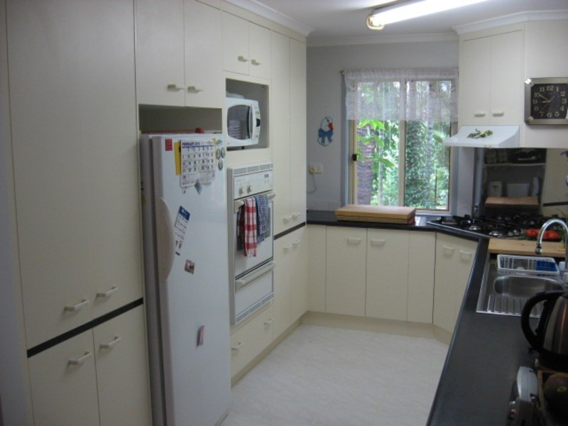 278 Rainbows Road, Childers QLD 4660