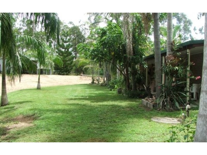 278 Rainbows Road, Childers QLD 4660