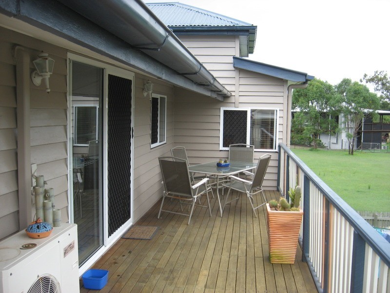 26 Watkins Street, Buxton QLD 4660